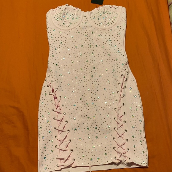 Dresses & Skirts - Dress